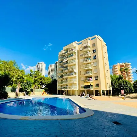 A982 - - 2004 Apartment Finestrat